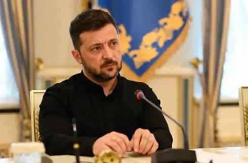 红军城的战斗终于完了，俄军大举挺进红军城，红军城里面的乌克兰士兵也被俄军给彻底肃