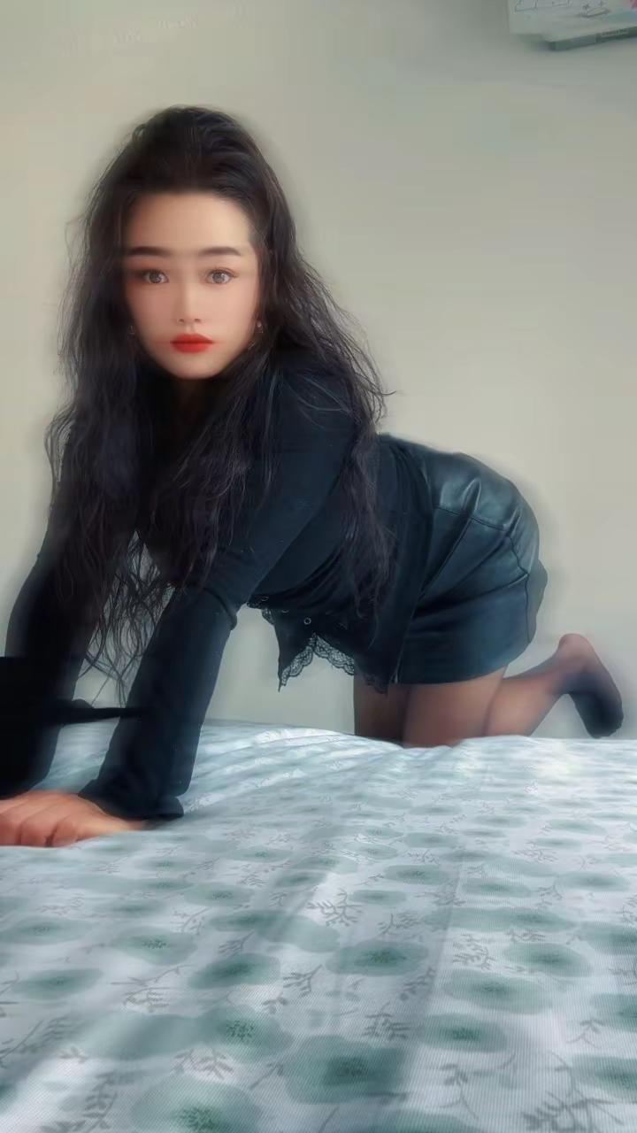御姐上线 卧室性感风