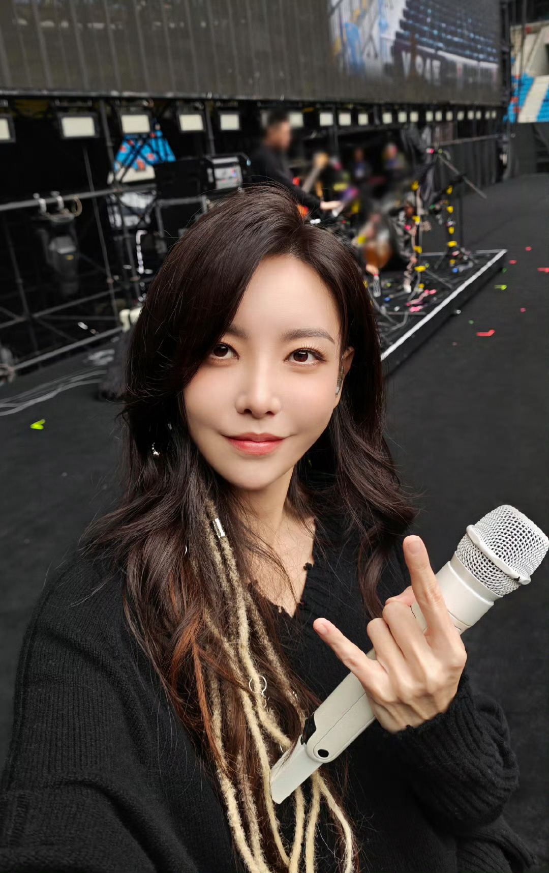 于文文说工作都是在知晓的情况下接的 于文文发文说工作都是在自己知晓的情况下接的，