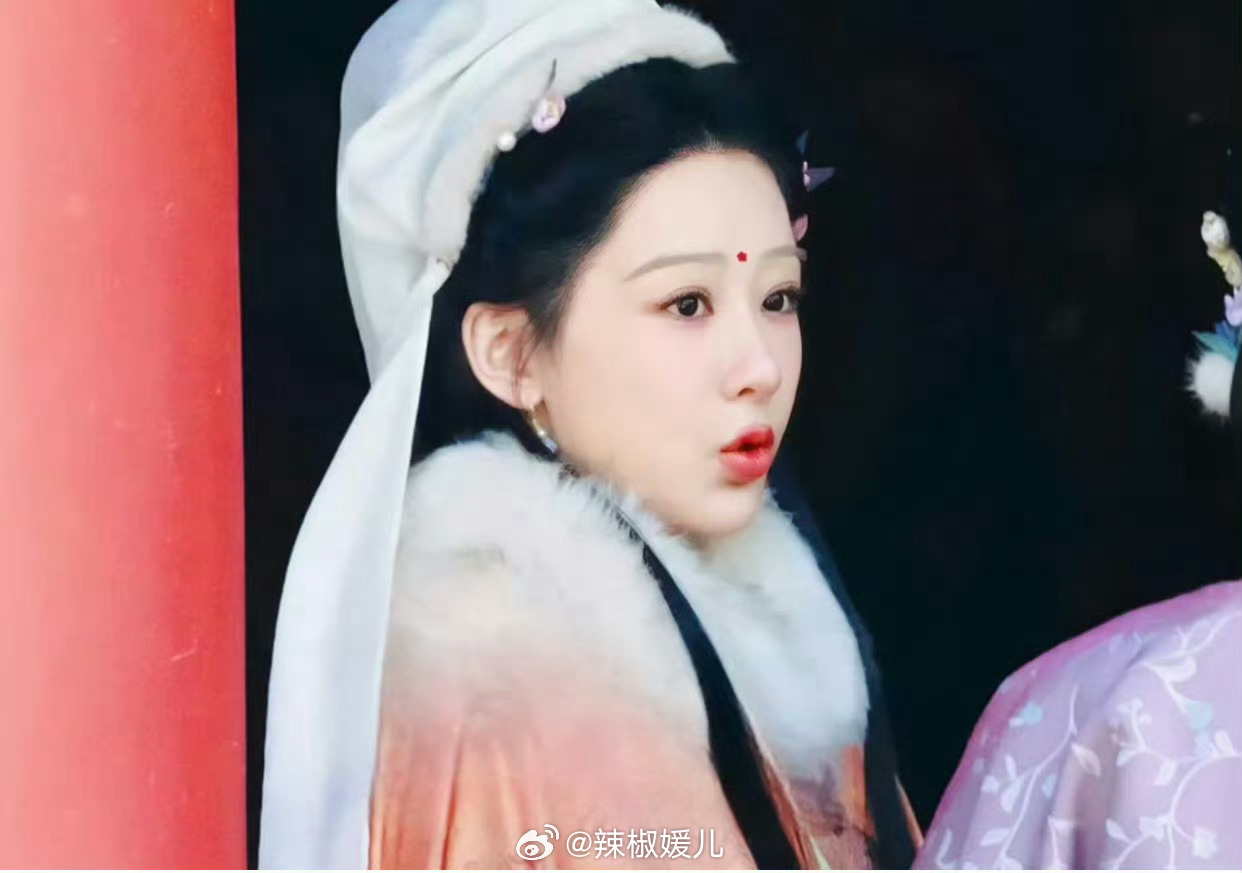 杨紫李祯幅巾造型 祯美祯美[爱慕] ​​​