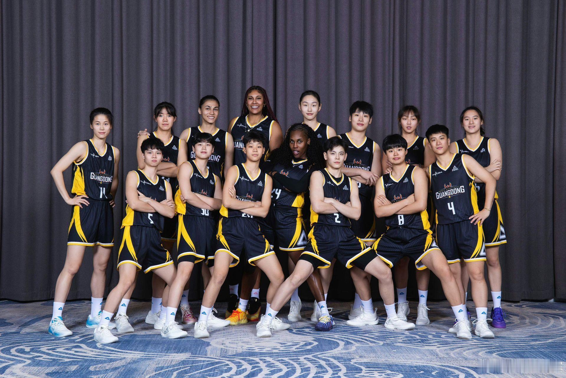 杨舒予杨舒予广东女篮2025-2026赛季wcba联赛 20251127广东女篮