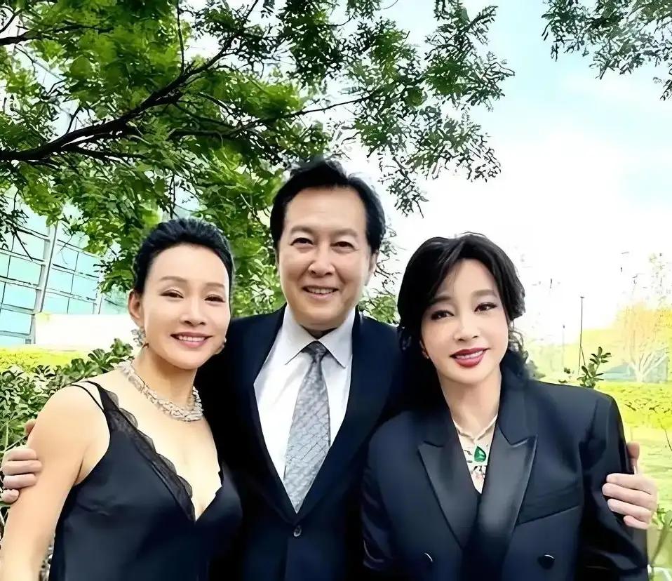 经典作品永远能带给人永久的记忆。虽然过去了几十年，但“妹妹找哥泪花流，不见哥哥心