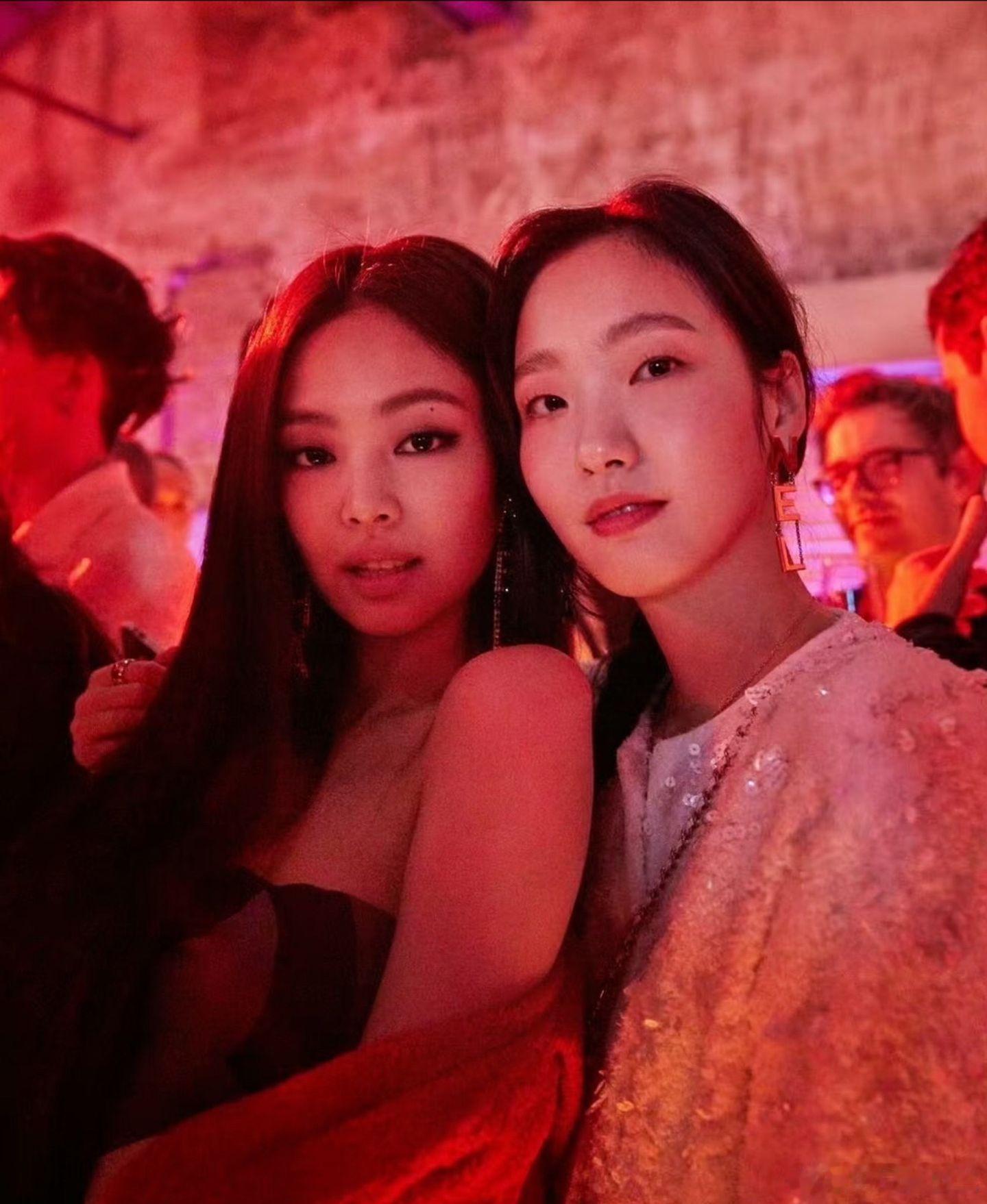 所有人感受妮妮姐早期的婊能量…jennie kpop女永一