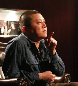 突然发现解放台湾省的建议，王朔的思路太妙了！他曾说，收复台湾不需要打仗，先宣布台