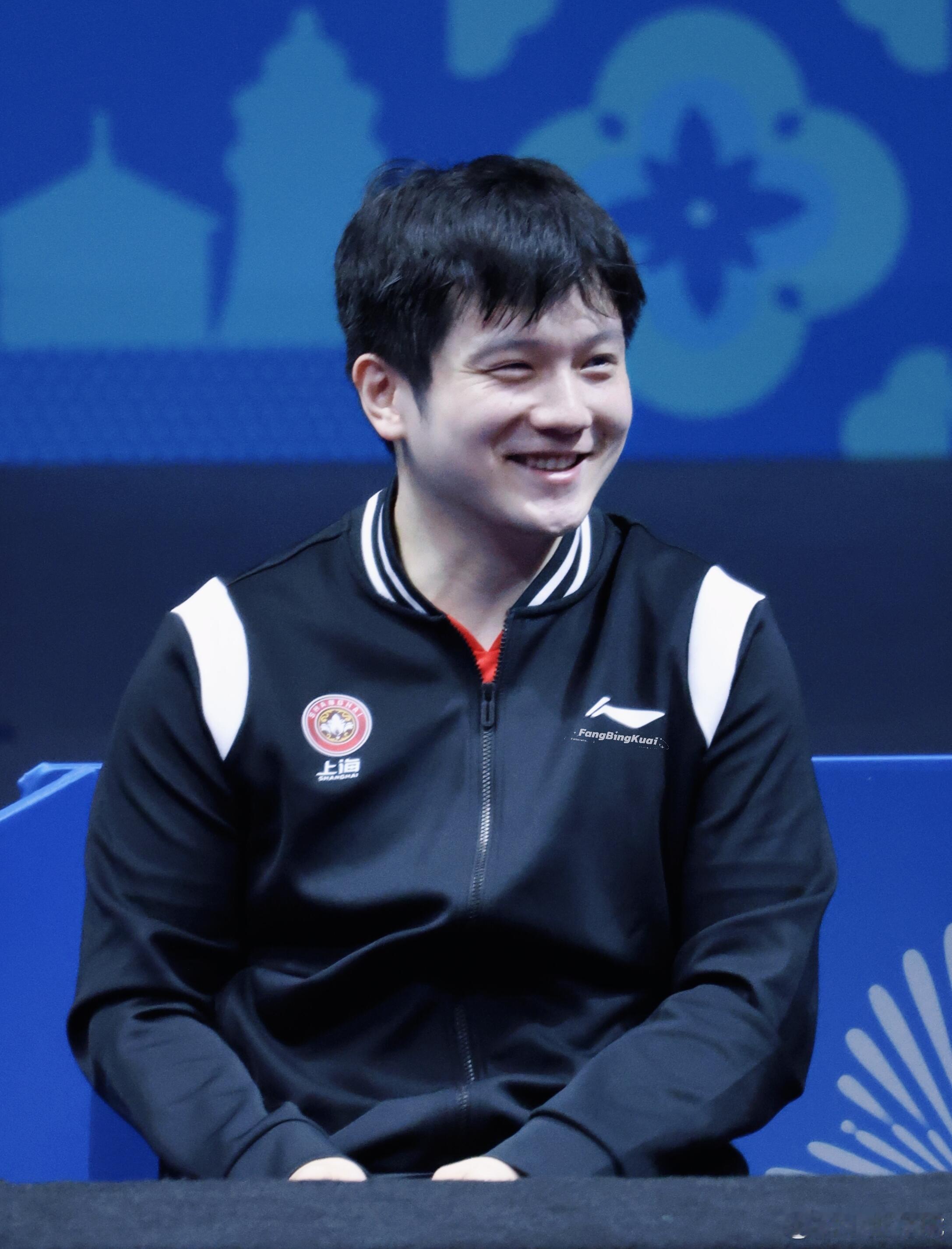 场边一只卷毛小熊🐻【2025.11.18】男团1/4决赛cr：水印 