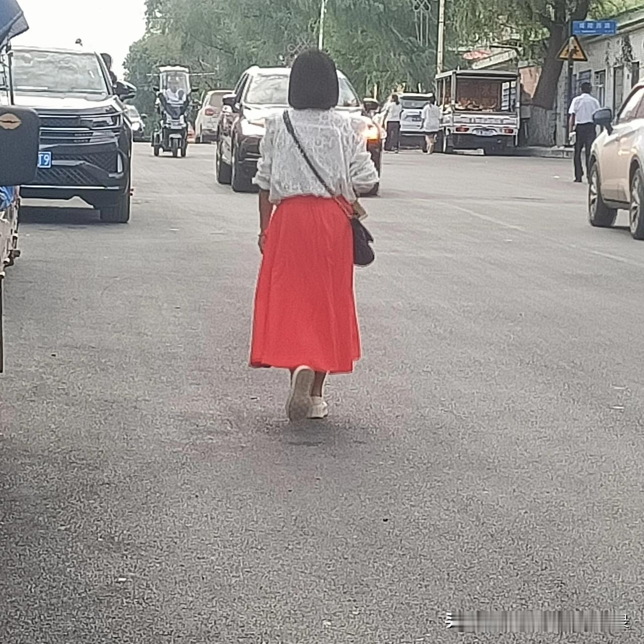 别回头，谁都不是原来的样子，                          