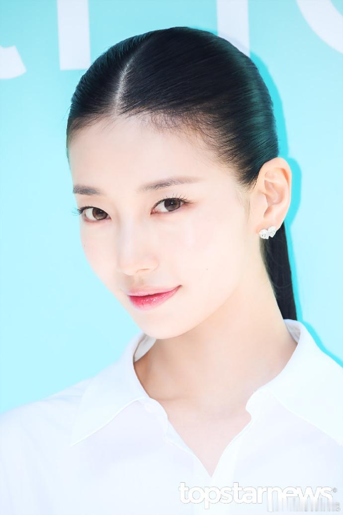 裴秀智大光明发型裴秀智大光明都这么美 裴秀智就连大光明造型都这么美，实在是太权威