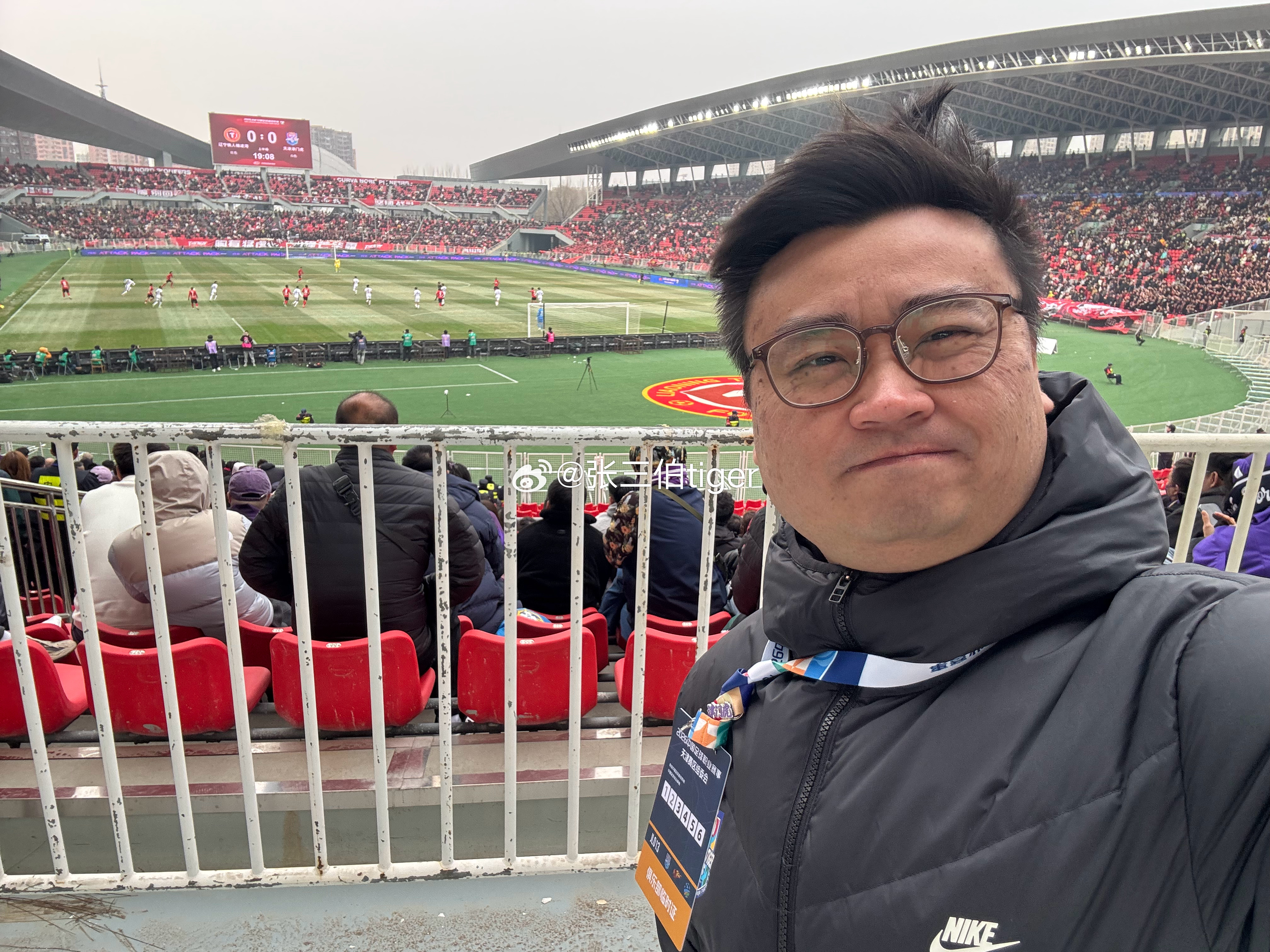 这张照片是第一个丢球之前拍的，这次原来充满期待的沈阳之行，在记录下这个镜头的几分