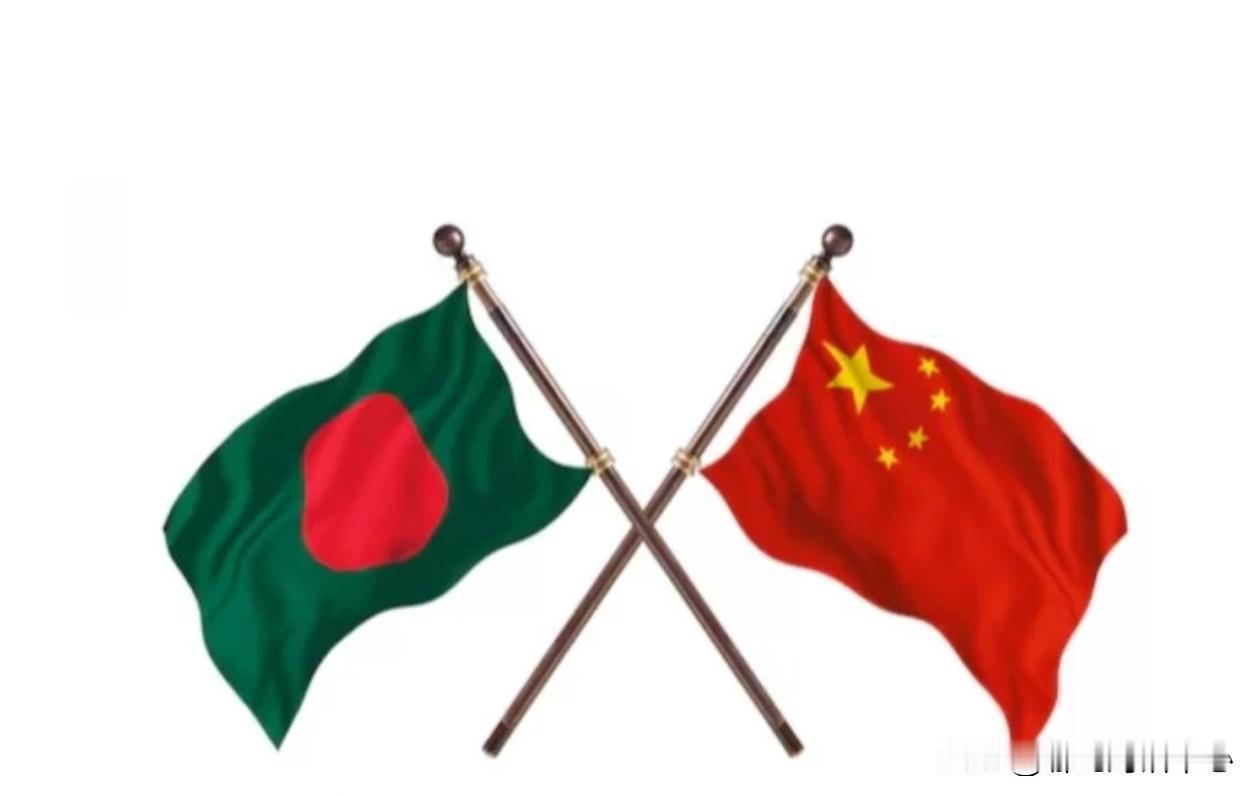 孟加拉国达卡论坛报刊文表示，“中国填补了印度的空白”。孟加拉国还想在中印之间搞平