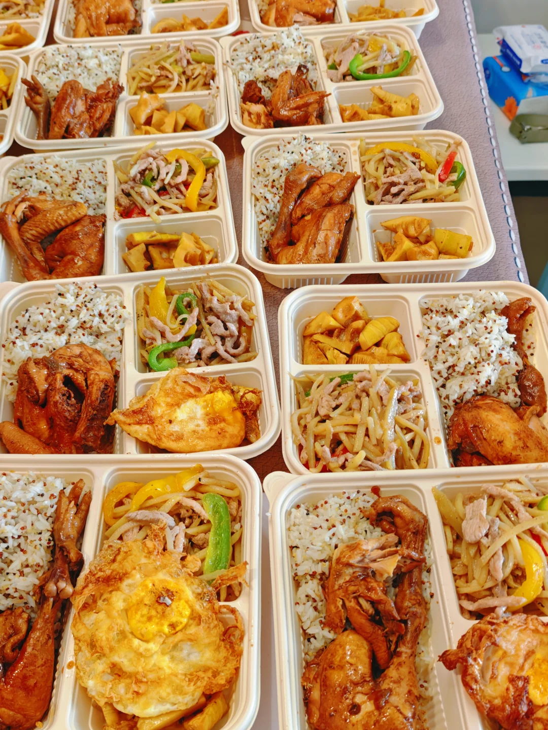 杨浦人自己做的盒饭，干净又卫生～