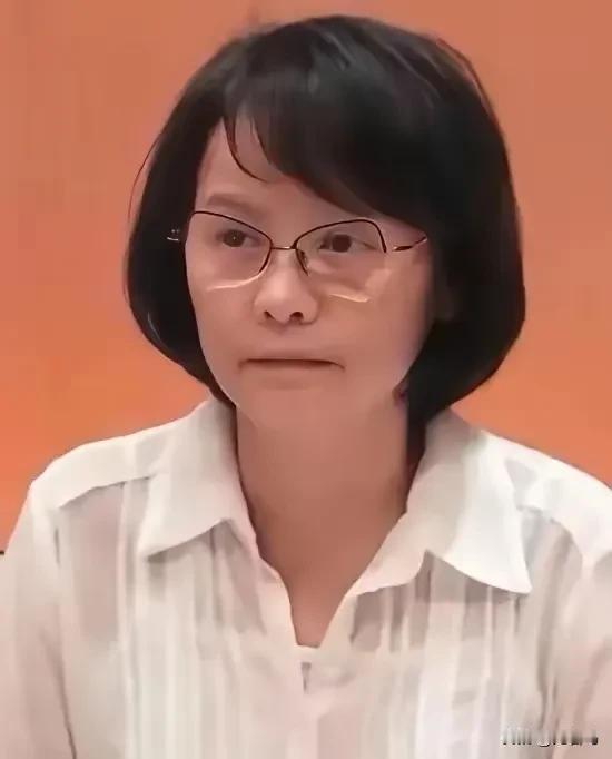 台湾一名普通历史女老师一句话，让14亿人破防！她说："大陆要统一，不是要征服，只