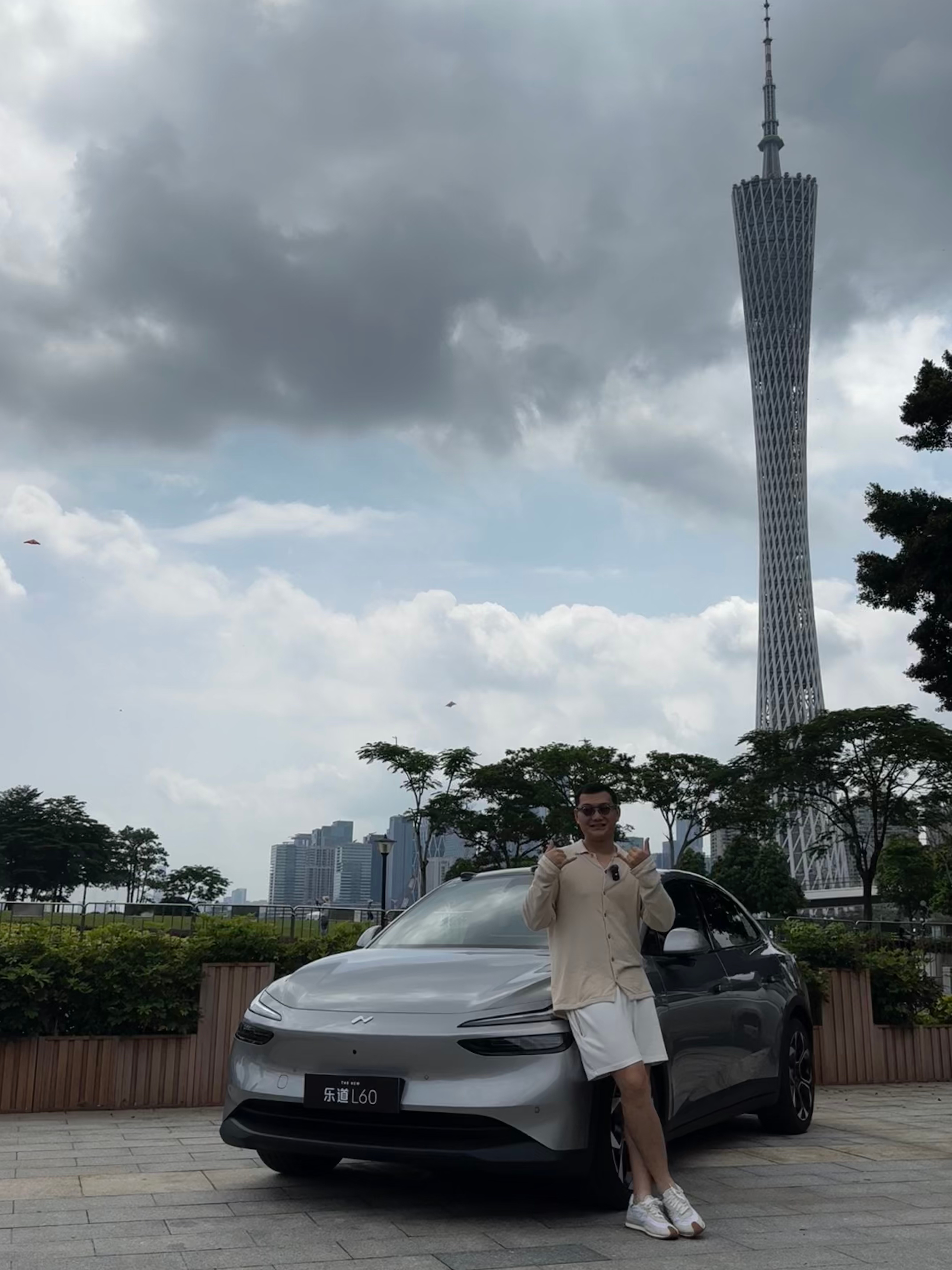 新能源车车重这个事儿，其实真的很难避免。就像斌哥说的一样，减重成本非常高，因为你
