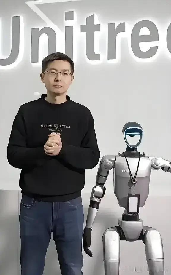 王总也难，目前国内也确实拿不出高端芯片来支持自己的设想，与英伟达合作下一代机器人