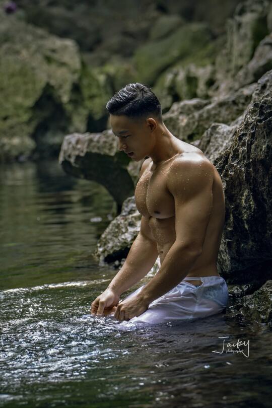 夏天就应该玩水