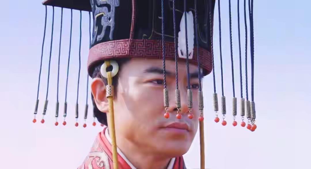 王莽篡汉之后，为什么很快失去天下，其根本原因是什么？我用500字讲清楚这个问题。