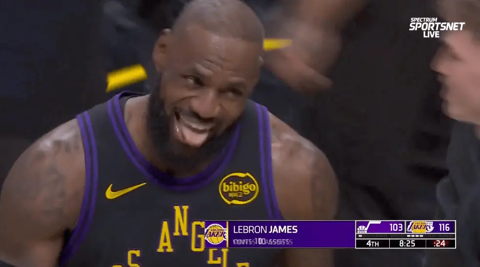 两双！詹姆斯复出首战，得到11分3篮板12助攻，成为历史单场助攻上双第二老球员今