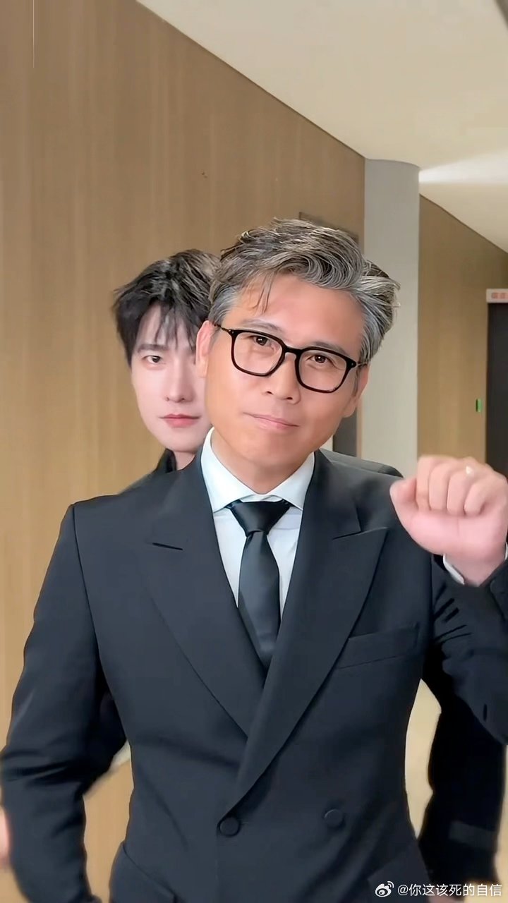 杨洋李乃文合拍啾咪杨洋李乃文啾咪合拍 杨洋太可爱了！！！！！ ​​​