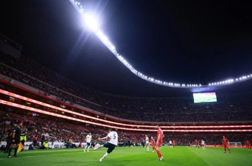 2026年世界杯由美国、加拿大及墨西哥三个北美国家共同主办，其中墨西哥城地标性阿