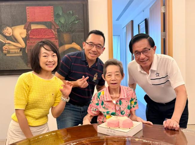 【胡文琦：支持阿扁的反击】
这确实是太超过了也欠缺了最基本的人性义理无误，阿扁的