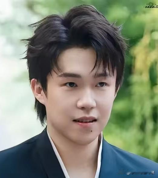 王一博和林俊杰捐了200万，我不意外。

李现和马伊琍捐了100万，我也不意外。