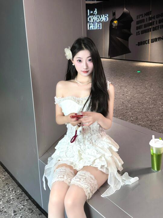 白白嘟 >ᴗ<✧