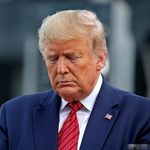 停火了，美国官宣
 
特朗普 7 日傍晚在社交平台发布声明，明确停火生效的核心前