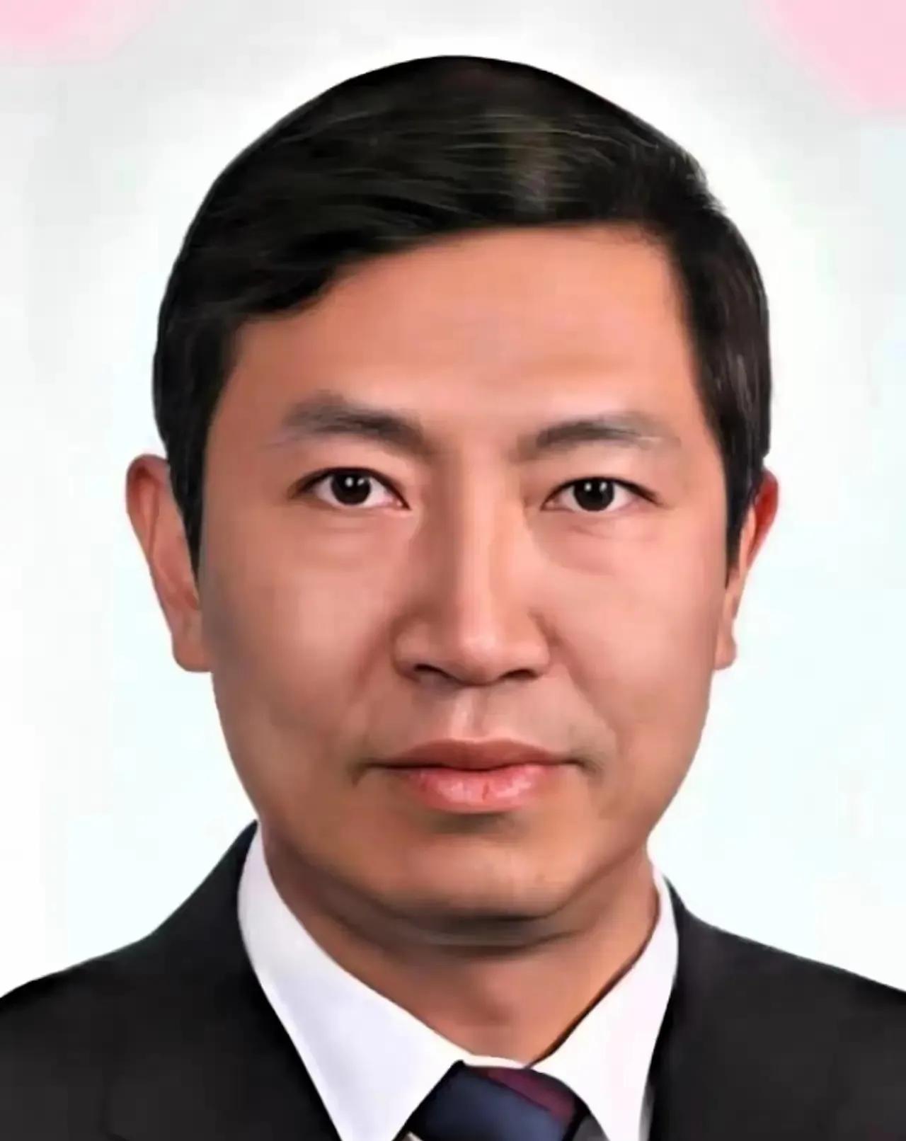 越看越气，肺都气炸了，原本以为只有一个巨贪刘卫东，这不，又出了一个厉害的角色顾军