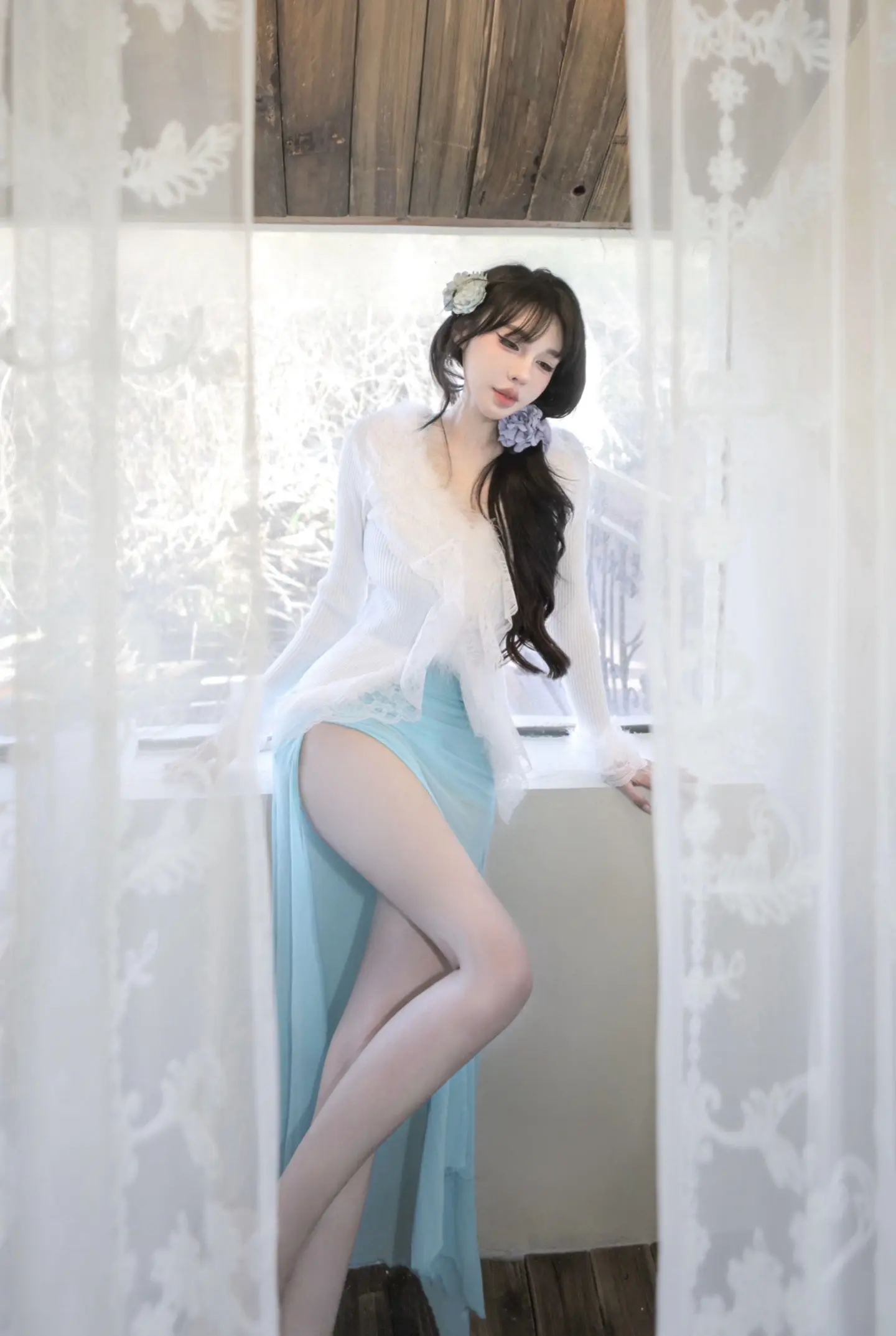 🌺👗。神明说：她的灵魂很干净，所以脸冷才能保护她。