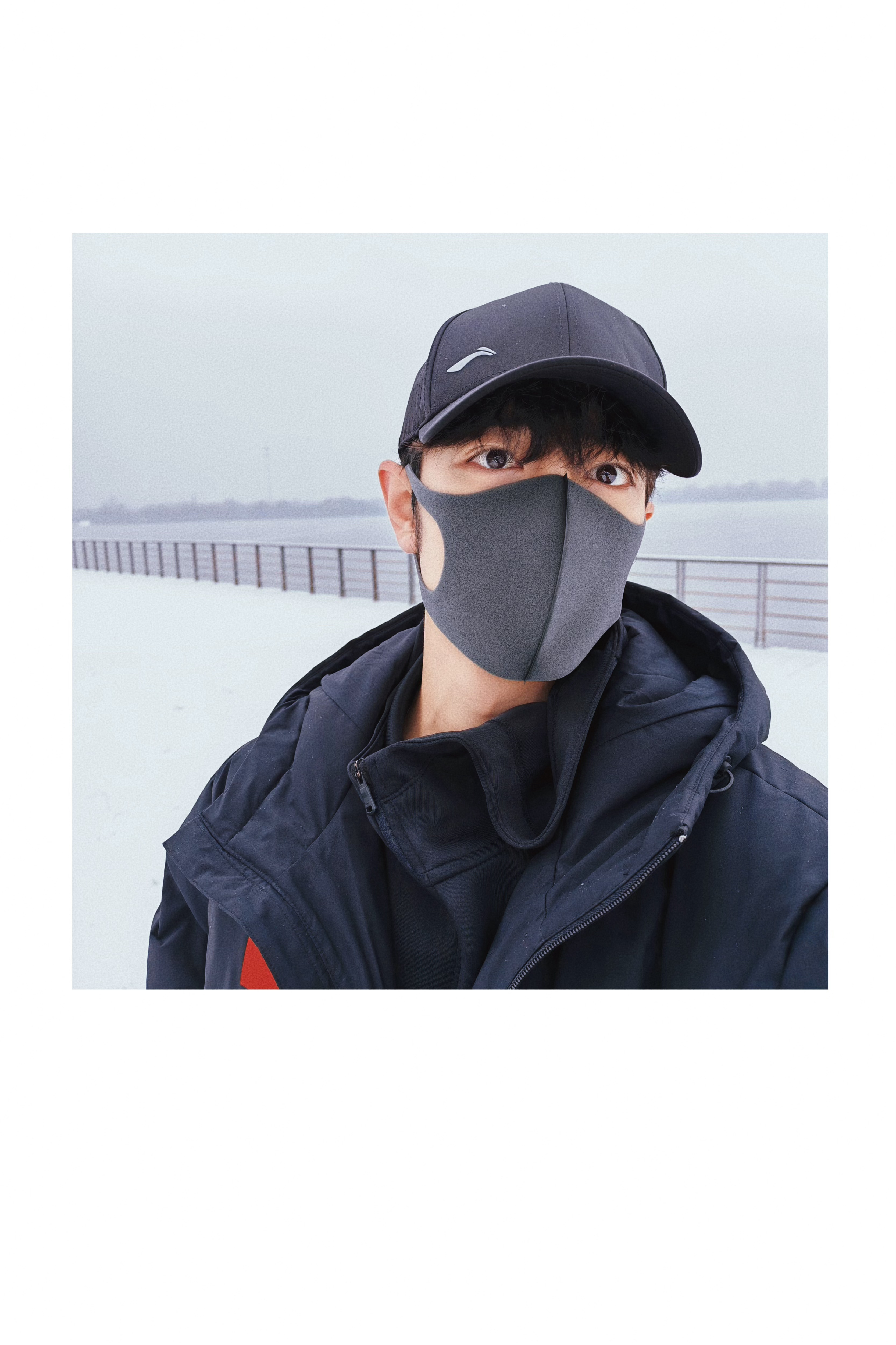 肖战寄来了 来自冬日的明信片❄️⛄️ 