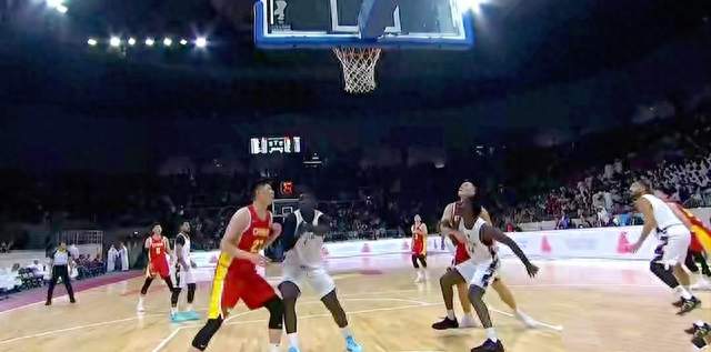 26 分大胜！杨瀚森全场两项第一，NBA 官方发声，美媒看得很透彻