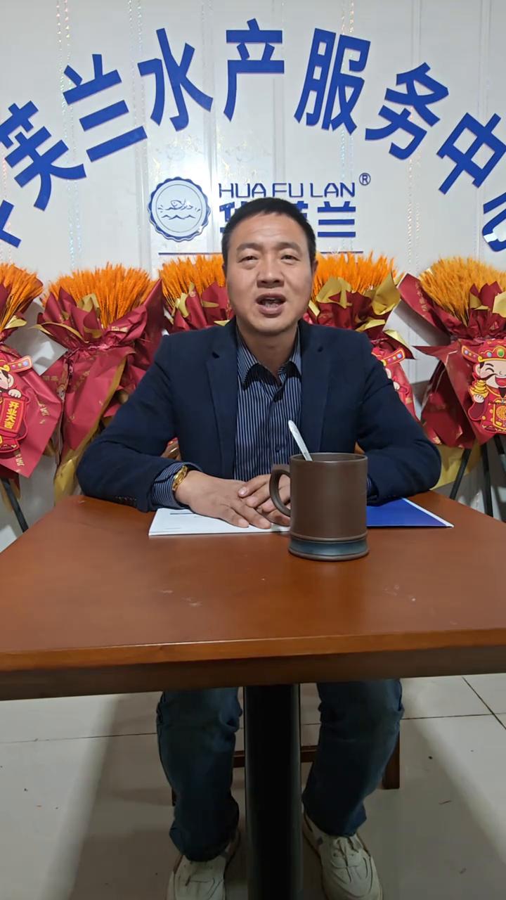 翔哥。
哈喽大家好，我是淮安翔哥谢谭。今天翔哥要跟大家分享的是关于橘子类或者蜂王