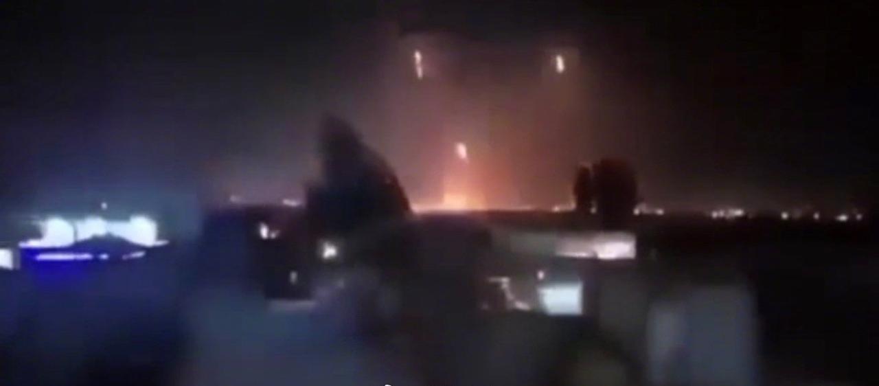 伊朗革命卫队3月3日发通告说，当天拂晓他们用无人机和导弹袭击了巴林的一个美军基地