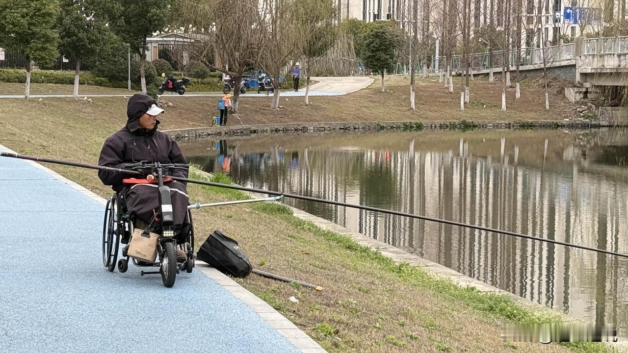 物业公司为什么名声大部分不好干啥啥不行，收费第一名。光想着赚钱，没有底线与职业操