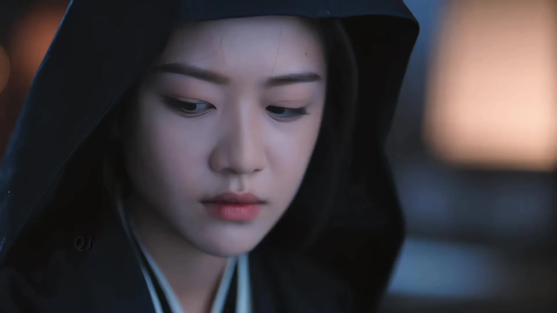 谁懂这个反差感！两个女生太好磕了🥰