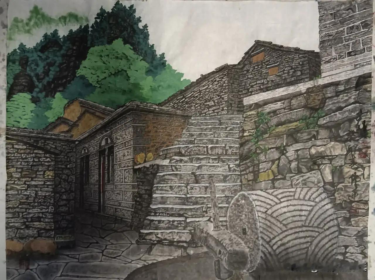 石磨台阶傍矮墙，
藤萝两枝缀山房。
青林远近分三叠，
却向云边借墨香。