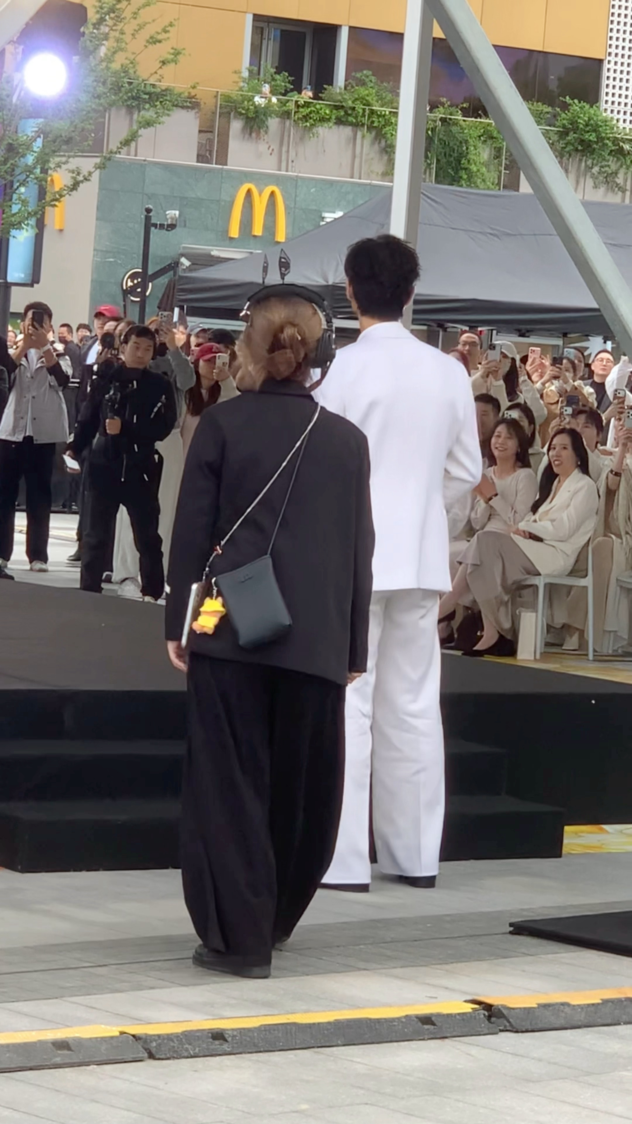 李现竟然如此不上相镜头拍不出他1%的帅李现完全白马王子