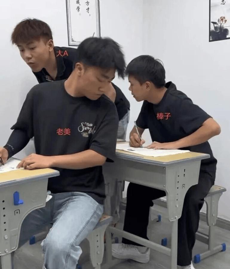 今天A股又冲高回落，人家韩股都涨到熔断了，我们抄作业咋就抄不明白呢？

不过个股