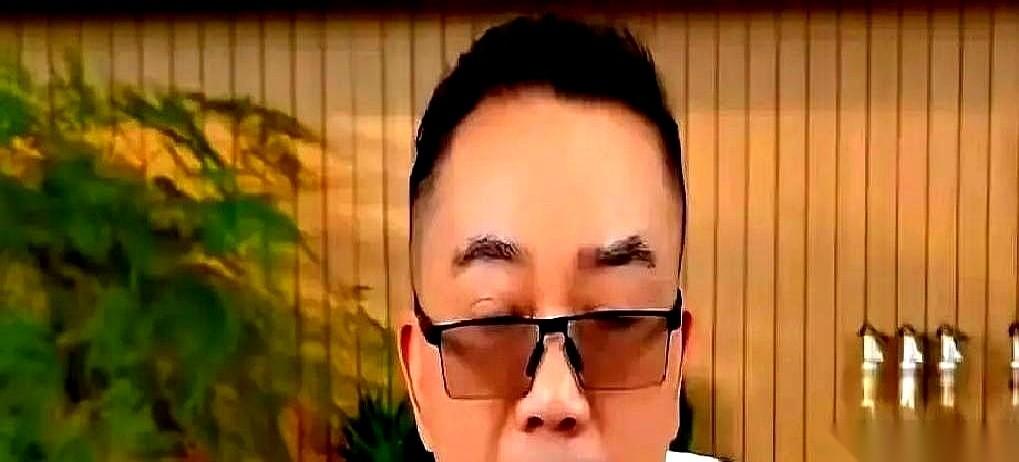 曹云金砸了130多万真金白银搞相声大赛，50万税后现金直接拍在桌上，硬是让报名系