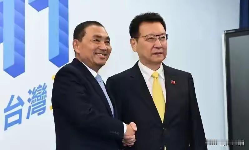 数据给国民党保守派敲响了警钟！
 
前期，民进党当局为了“台独