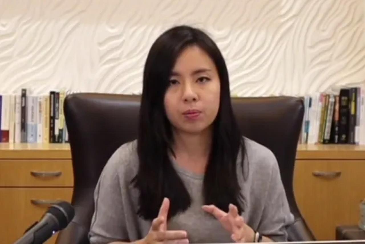 统一主导权紧握手中，是实现统一的核心关键。
 
近日苏恒在与“台独小编”对话节目