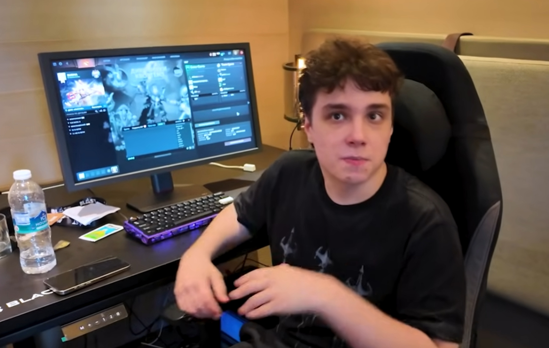 雪碧中单Larl在战队官方油管VLOG中分享了他心目中的中国刀塔历史最佳选手，他