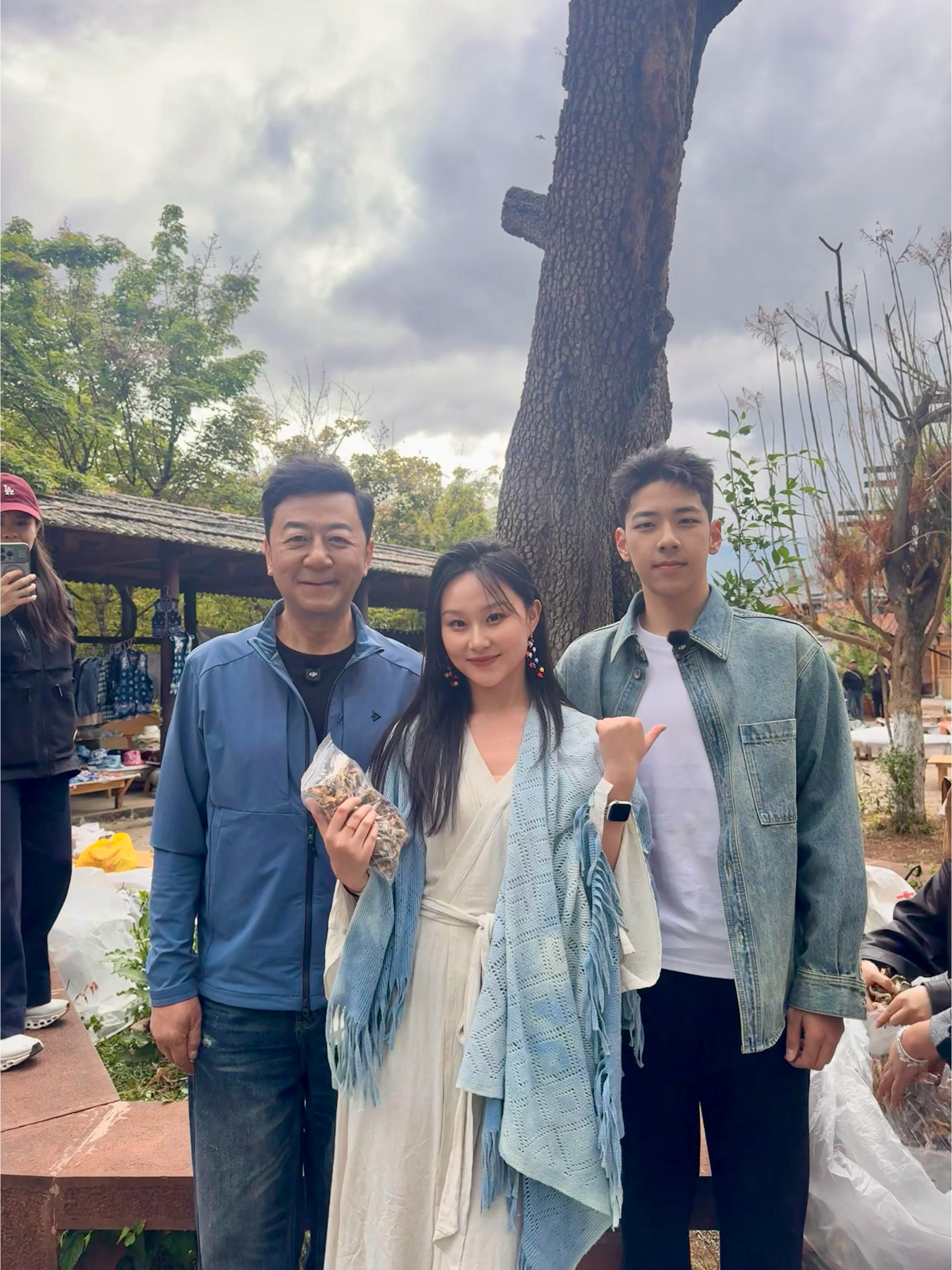 我去…郭涛儿子小石头帅成欧巴了
