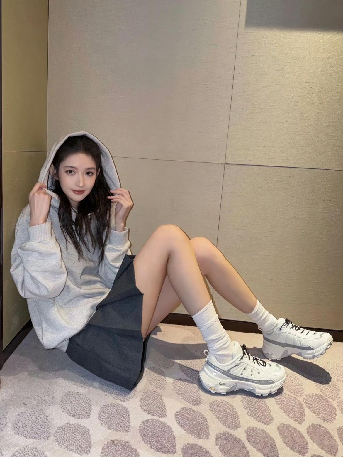 好长的腿，太美了[给你小心心]
王玉雯