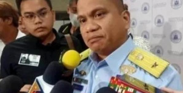 菲律宾军方发言人曾放话：中国胆敢拖走“马德雷山”号，就会用致命武器攻击中国。这边