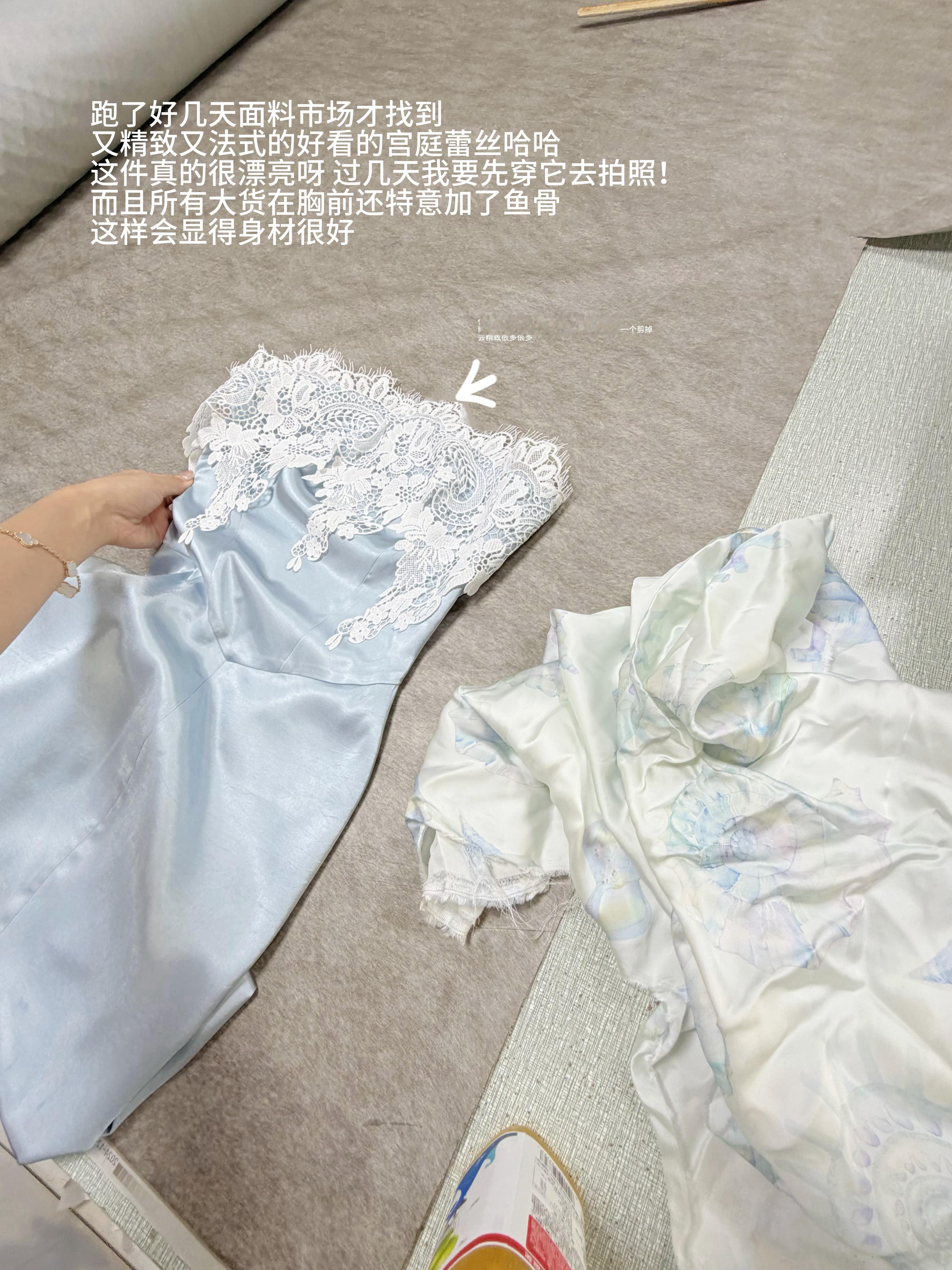 偷偷跟你们说👂最近在做小时候最想做的工作 服装设计师哈哈哈哈哈哈哈我要做好多好