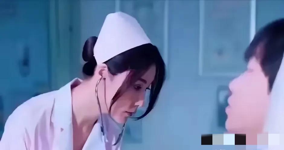 一个男大学生每个月去捐精三次，觉得既能帮助别人，又能挣点生活费。谁知道有一次，负
