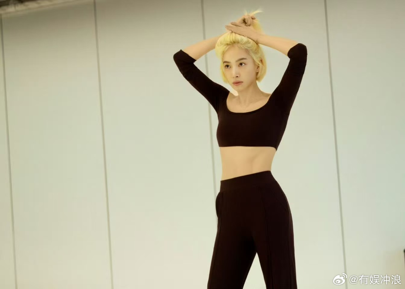 宋茜状态check宋茜黄短发宋茜状态check，好看，