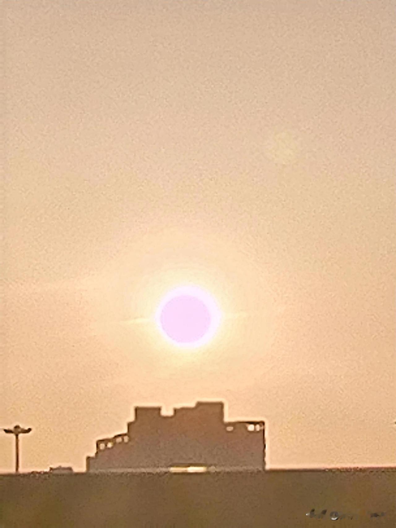 这是懦夫的行为吗？
刚刚路过夜宵摊，时间巳是6:38。
见青年帅小伙哥们，还在喝