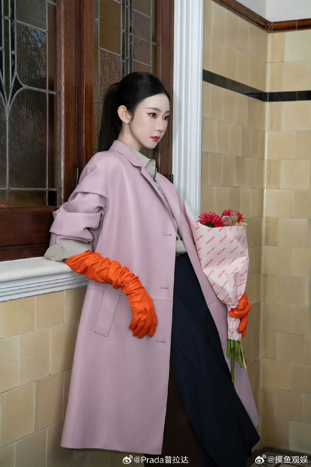 张艺凡prada七夕大片 目光流转，环形意境绵长，张艺凡身着Prada，将独属于