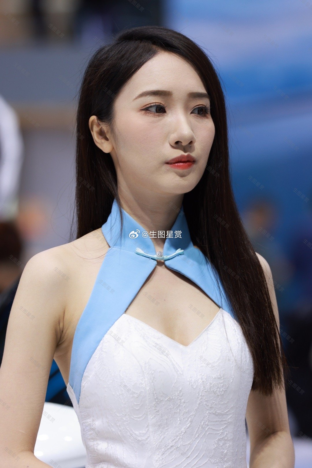 广州车展模特各自绽放美丽，“粤”见心动，你们认识这几位小姐姐吗？ | 2339独